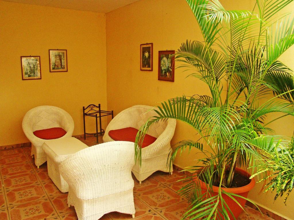Hotel Colonnade Nicaragua Манагуа Стая снимка