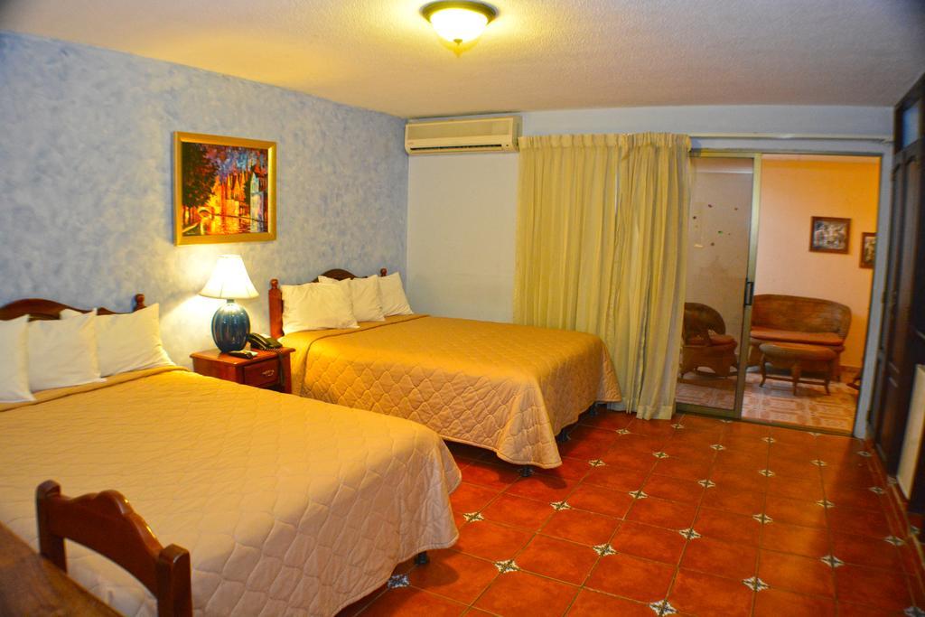 Hotel Colonnade Nicaragua Манагуа Стая снимка