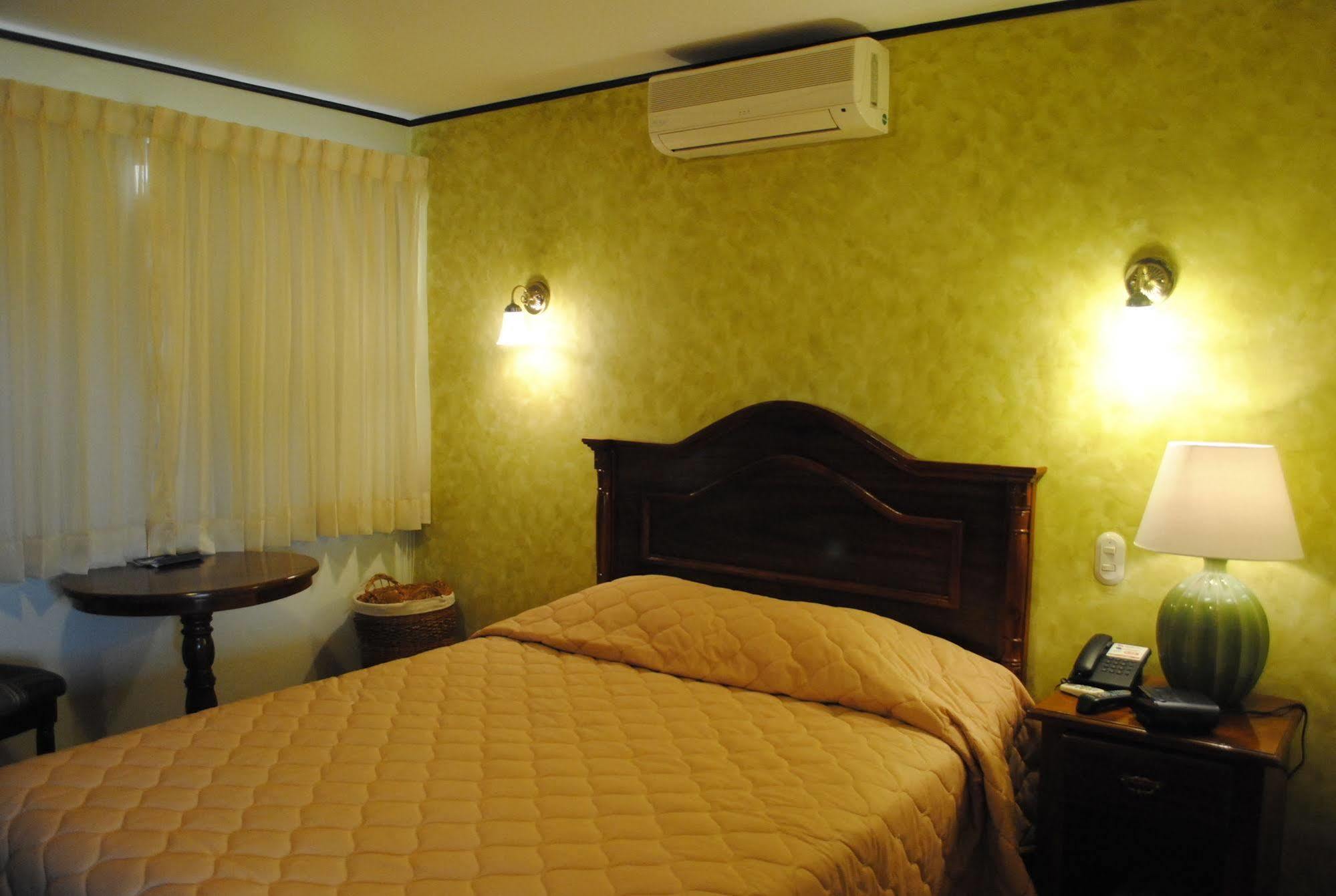 Hotel Colonnade Nicaragua Манагуа Екстериор снимка
