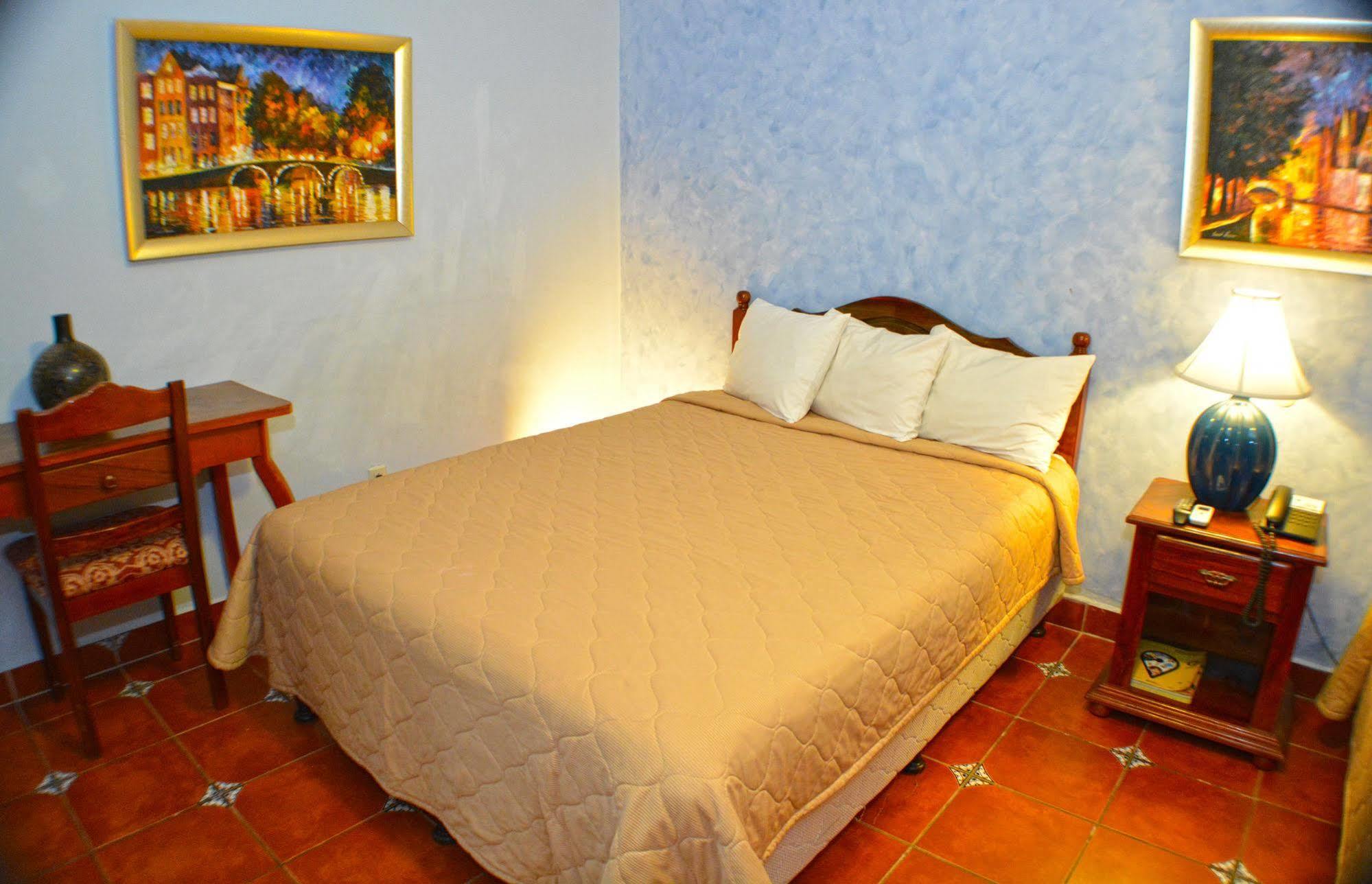 Hotel Colonnade Nicaragua Манагуа Екстериор снимка